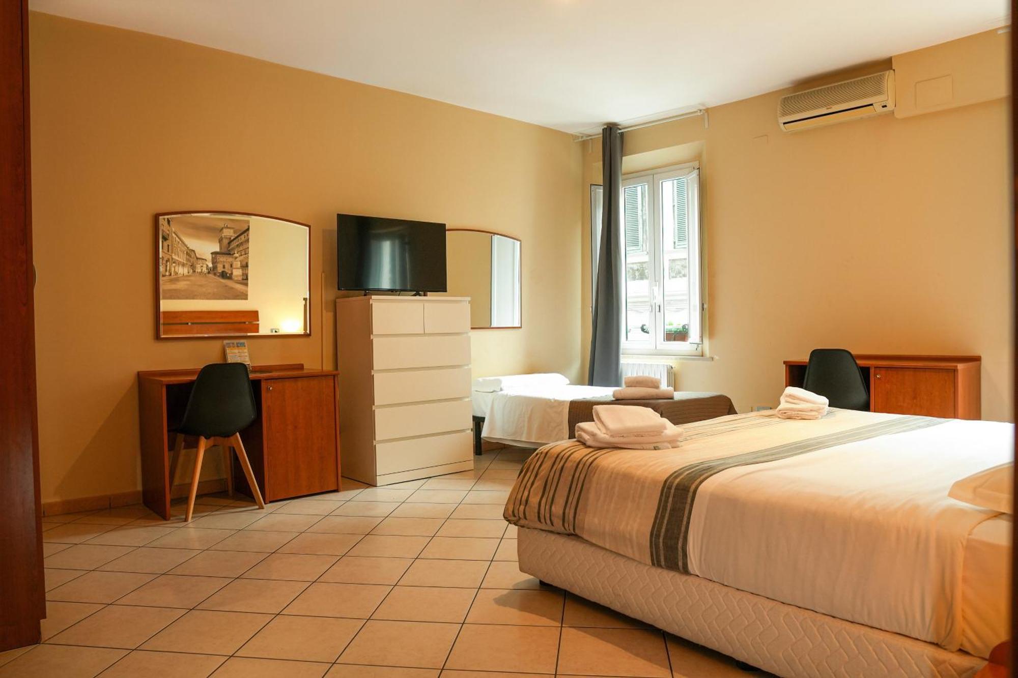 Smart Hotel Ferrara Exterior foto